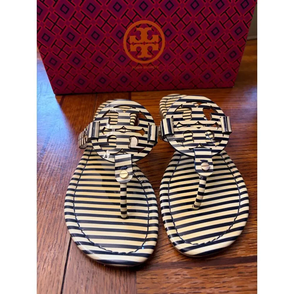 Tory Burch Miller Sandals Size 6 Navy Nautical Striped Patent Leather Thong